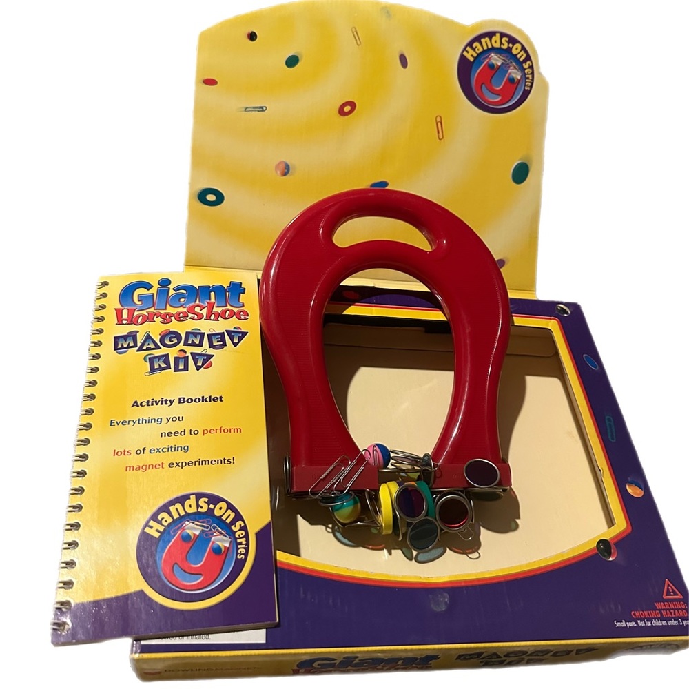 Giant horeshoe magnet kit